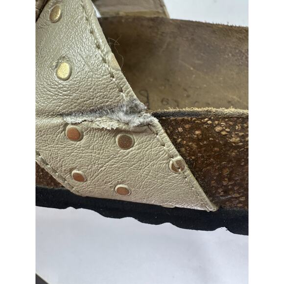 Betula Birkenstock Bombay Leaf Studded Sandals Womens 9 EU 40 Beige Cream Slides - Picture 6 of 16